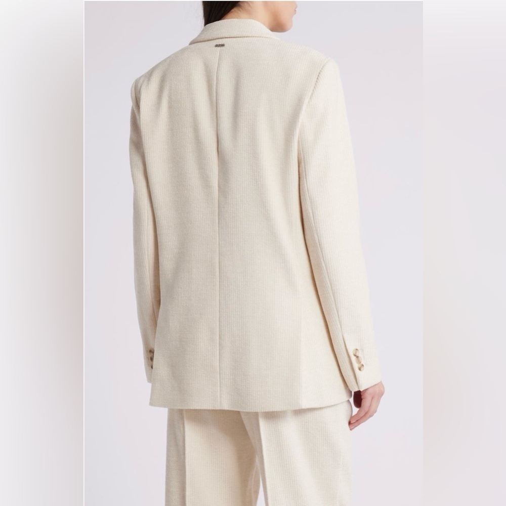 NWT Janka Ribbed Jacket
BOSS Size 8 - Picture 2 of 7